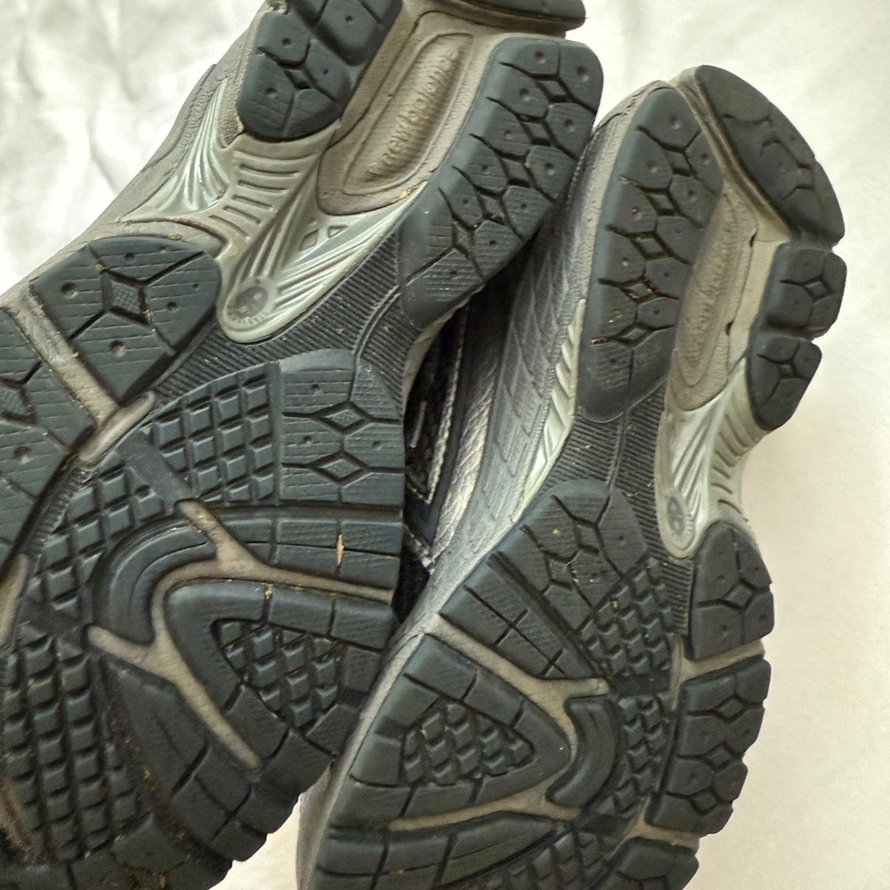 New Balance 1900 Shoes Kid size 12 Grey Black Sneakers Running Trainers Sport - Picture 7 of 8
